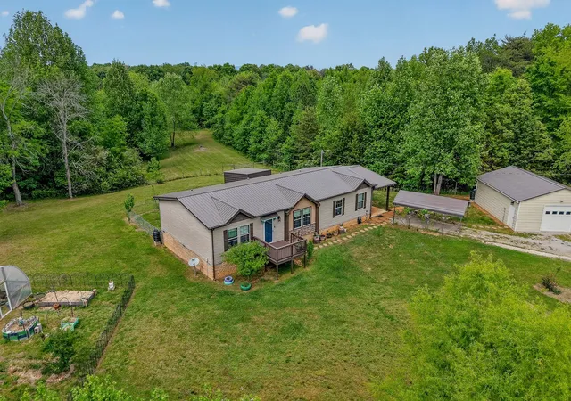 Photo 3 of Manufactured home for sale at 160 Apple Blossom Ln, Rock Island, TN 38581 | MLS# 3213466 | Listing updated on 2026-08-24