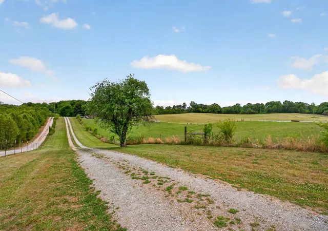 32nd image of 160 Apple Blossom Ln, Rock Island, TN 38581 | MLS# 3213466