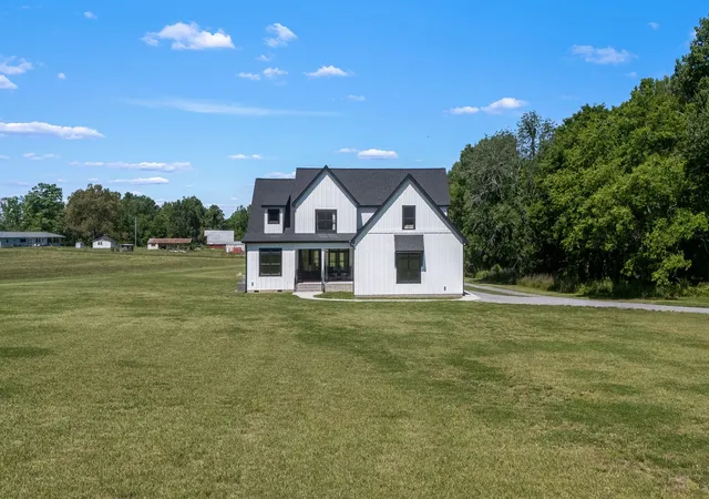 2nd image of 796 Deberry Rd, Morrison, TN 37357 | MLS# 3213485