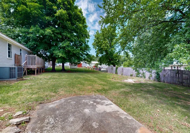 Homes for sale in Winchester, TN | 1508 Clark St, Winchester, TN 37398 | MLS# 3214056