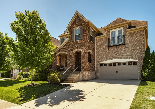 Photo 2 of Single family home for sale at 414 Fall Crk Cir, Goodlettsville, TN 37072 | MLS# 3213977 | Listing updated on 2026-10-08