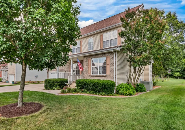 Photo 3 of Sale Pending at 728 Winding Blf Way, Clarksville, TN 37040 | MLS# 3223684 | Listing updated on 2026-09-15