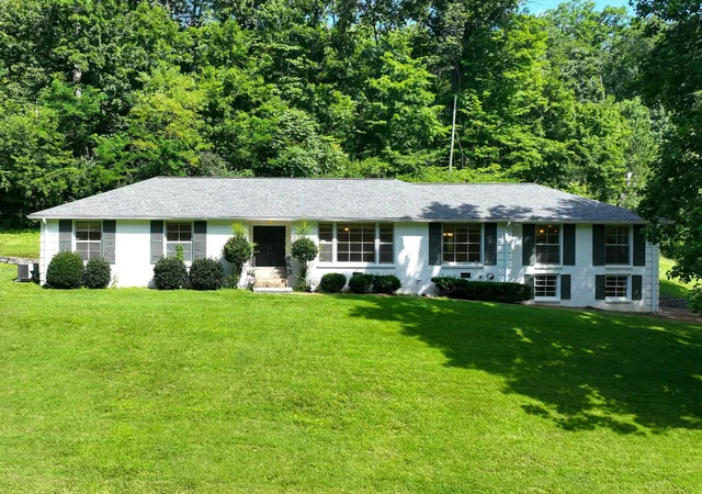 Homes for sale in Nashville, TN | 6624 Jocelyn Hollow Rd, Nashville, TN 37205 | MLS# 3213670