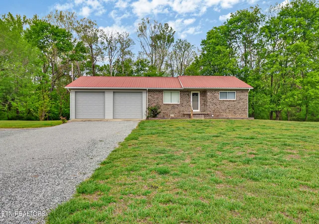 Homes for sale in Spring City, TN | 148 Porter Lane, Spring City, TN 37381 | MLS# 3213652