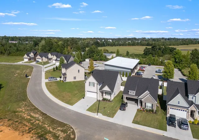 Photo 2 of Single family home for sale at 64 N Frk Branch Rd, Tullahoma, TN 37388 | MLS# 3215104 | Listing updated on 2026-08-27