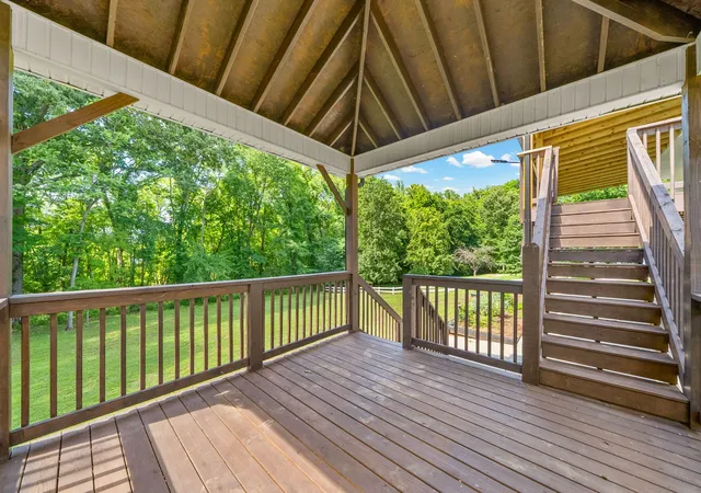 Homes for sale in Bumpus Mills, TN | 324 Bayview Dr, Bumpus Mills, TN 37028 | MLS# 3231641