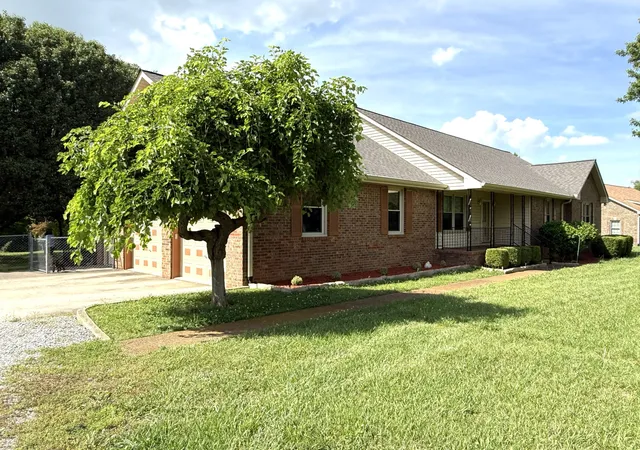 Homes for sale in Cedar Hill, TN | 3168 Maxey Rd, Cedar Hill, TN 37032 | MLS# 3213795