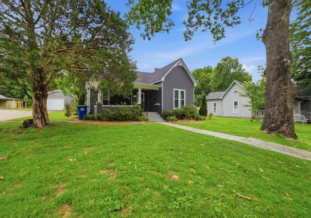 2nd image of 113 White St, Martin, TN 38237 | MLS# 3217542