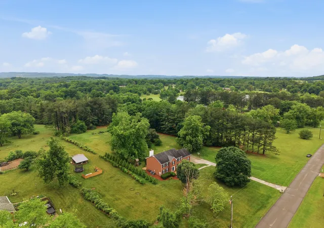 2nd image of 1009 Valley Forge Dr, Arrington, TN 37014 | MLS# 3215154