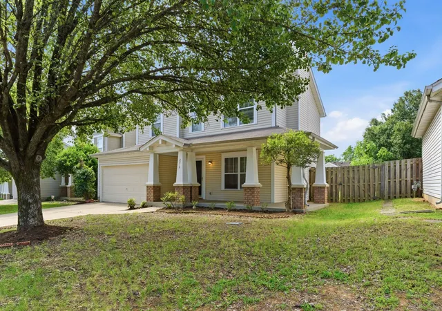 Photo 3 of Single family home for sale at 2212 Crescent Valley Ln, Hermitage, TN 37076 | MLS# 3214061 | Listing updated on 2026-09-01