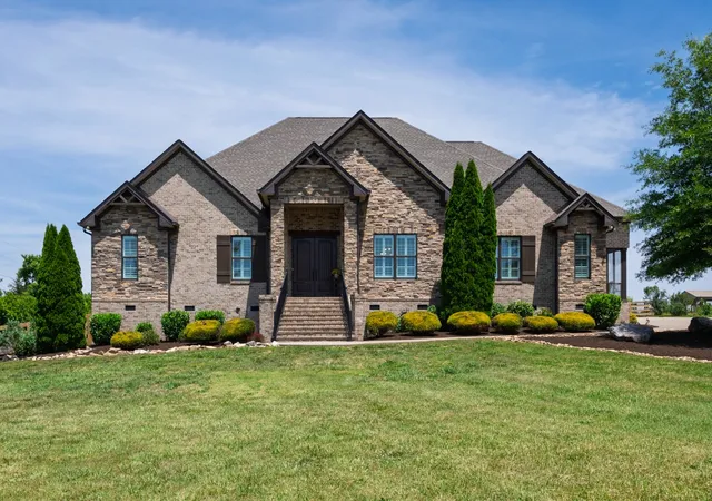 Photo 1 of Single family home for sale at 1196 Liberty Ln, Gallatin, TN 37066 | MLS# 3217919 | Listing updated on 2026-10-01