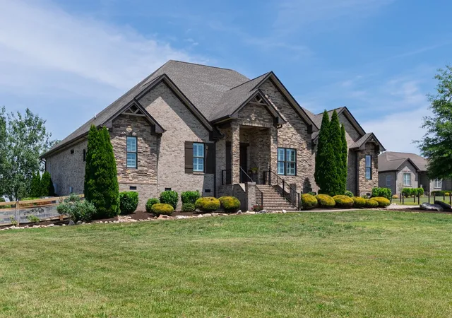Photo 2 of Single family home for sale at 1196 Liberty Ln, Gallatin, TN 37066 | MLS# 3217919 | Listing updated on 2026-10-01