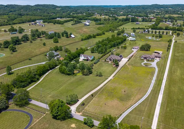 Photo 4 of Single family home for sale at 1196 Liberty Ln, Gallatin, TN 37066 | MLS# 3217919 | Listing updated on 2026-10-01