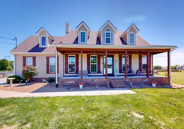 Photo 2 of Single family home for sale at 4105 Pyles Rd, Chapel Hill, TN 37034 | MLS# 3215705 | Listing updated on 2026-08-18