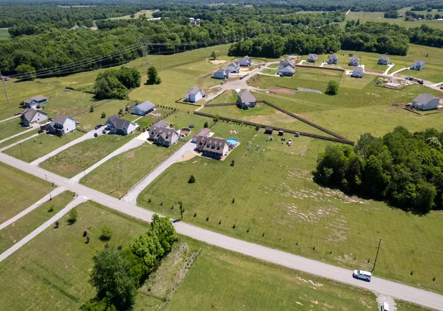 Photo 2 of Single family home for sale at 4105 Pyles Rd, Chapel Hill, TN 37034 | MLS# 3215705 | Listing updated on 2026-08-18