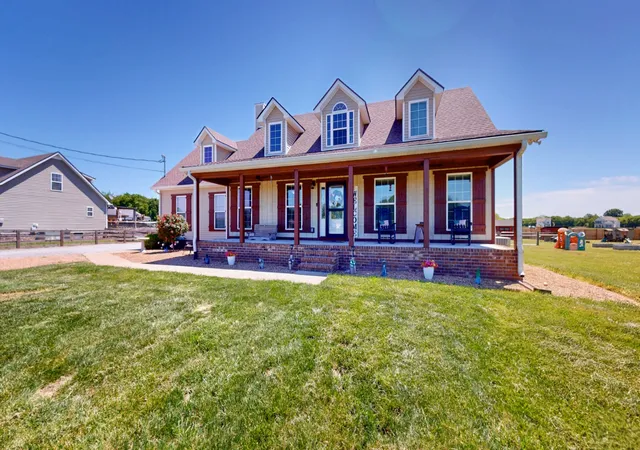 Photo 3 of Single family home for sale at 4105 Pyles Rd, Chapel Hill, TN 37034 | MLS# 3215705 | Listing updated on 2026-08-18