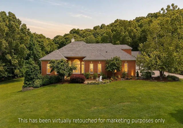 Photo 2 of Single family home for sale at 4570 Peytonsville Rd, Franklin, TN 37064 | MLS# 3514998 | Listing updated on 2026-08-24