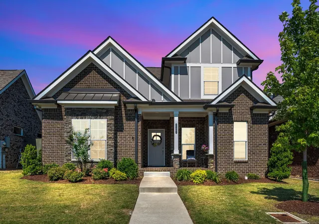 Photo 3 of Single family home for sale at 6221 Crawford Dr, Hermitage, TN 37076 | MLS# 3214967 | Listing updated on 2026-08-18