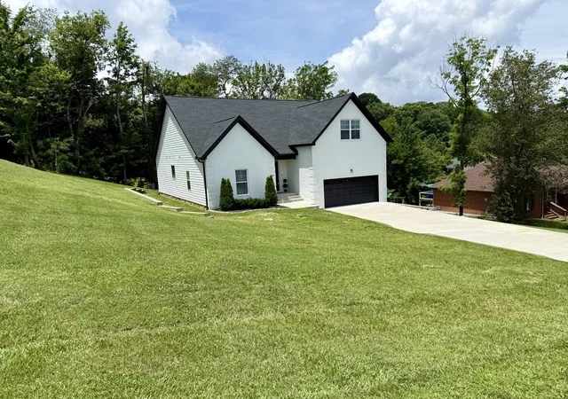 Homes for sale in Lewisburg, TN | 486 David Ave, Lewisburg, TN 37091 | MLS# 3214445
