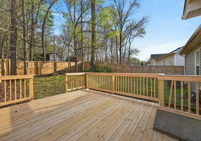 Photo 1 of Single family home for sale at 631 Hidden Valley Dr, Clarksville, TN 37040 | MLS# 3214484 | Listing updated on 2026-09-28