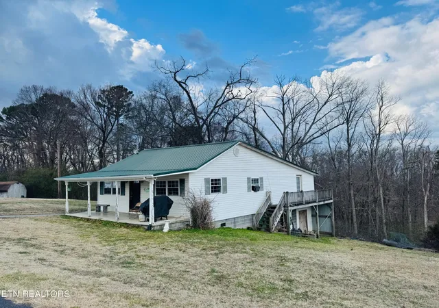 Single family home for sale at 1221 Brady Rd, Newport, TN 37821 | MLS# 3627562