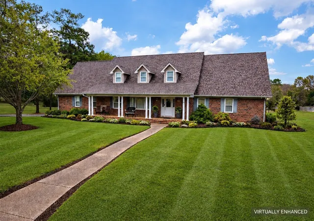 Photo 3 of Single family home for sale at 812 Pipkin Rd, Jackson, TN 38305 | MLS# 3218147 | Listing updated on 2026-09-14