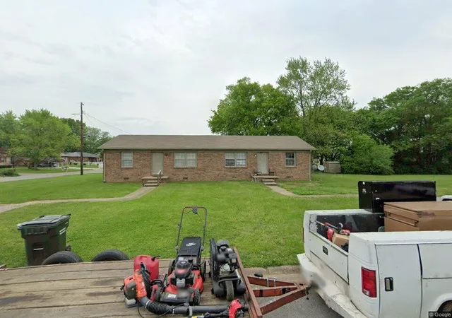 3rd image of 2000 Jan Dr, Hopkinsville, KY 42240 | MLS# 3215842