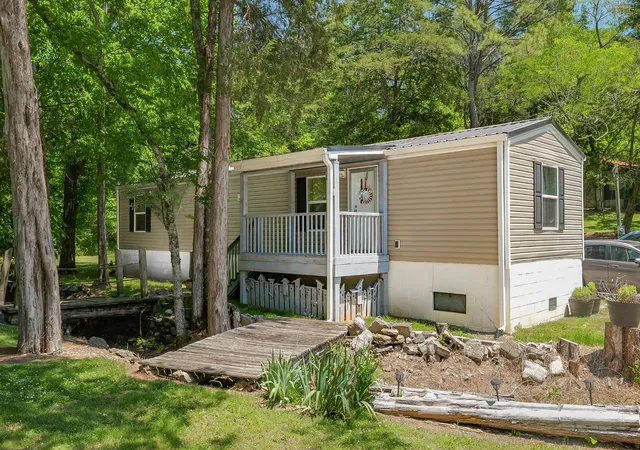 Photo 1 of Manufactured home for sale at 21 Lincoln Lake Rd, Kelso, TN 37348 | MLS# 3215452 | Listing updated on 2026-09-27