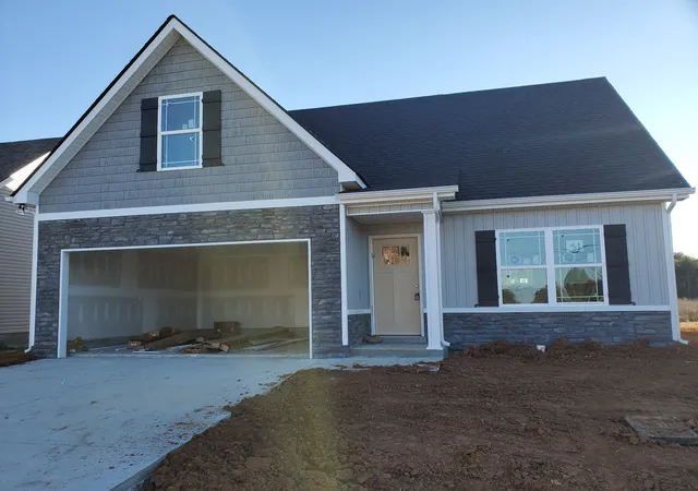 Homes for sale in Christiana, TN | 2902 Valley Farms Dr, Christiana, TN 37037 | MLS# 3216497