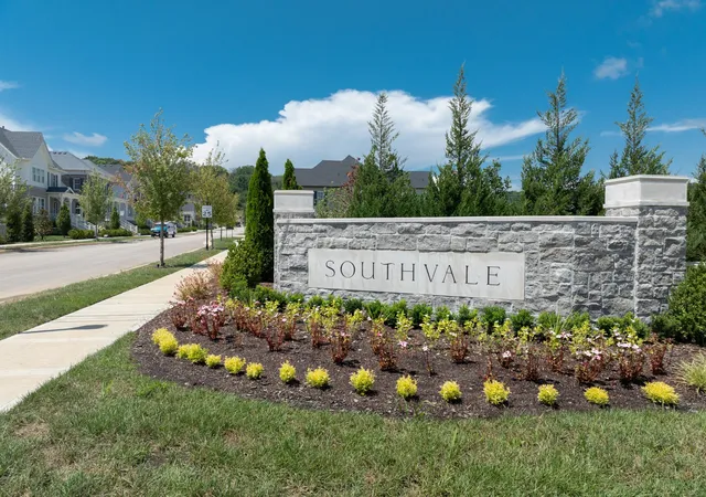 Photo 3 of Townhouse for sale at 3010 Evergreen Hl Dr, Franklin, TN 37064 | MLS# 3215013 | Listing updated on 2026-08-06