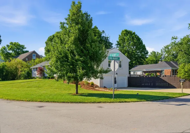 3rd image of 6305 Saint Henry Dr, Nashville, TN 37205 | MLS# 3215125