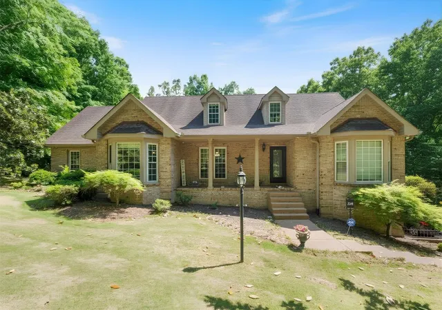 Homes for sale in Dickson, TN | 228 Druid Hills Dr, Dickson, TN 37055 | MLS# 3219902