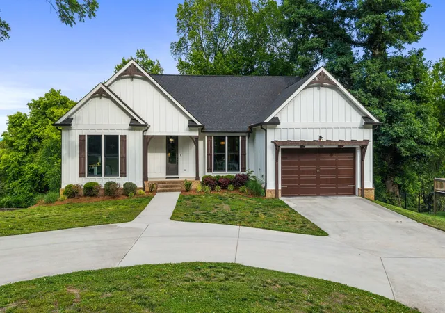 2nd image of 6296 Fairview Road, Hixson, TN 37343 | MLS# 3229005