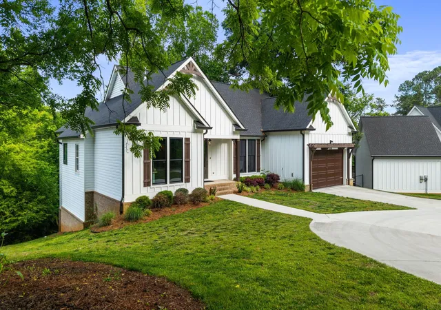 3rd image of 6296 Fairview Road, Hixson, TN 37343 | MLS# 3229005