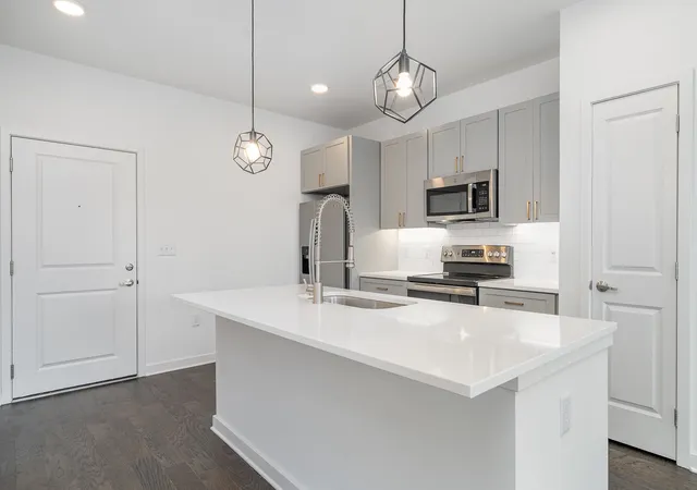 2nd image of 1677 54Th Ave N #227, Nashville, TN 37209 | MLS# 3223088