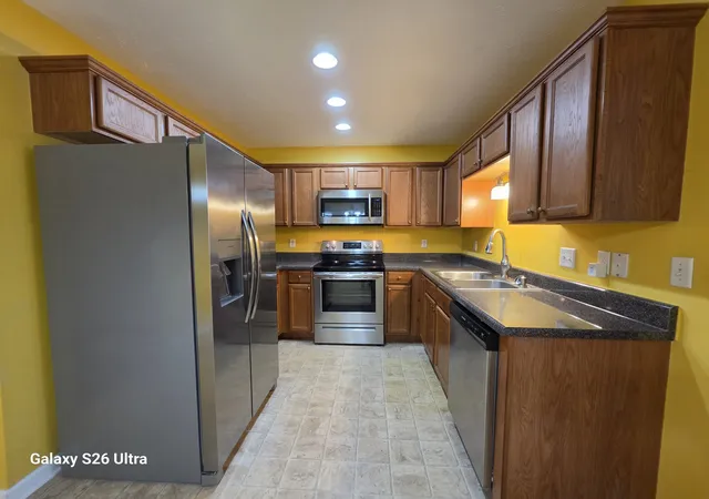 Photo 3 of Townhouse for sale at 913 Sitting Bull Xing, Murfreesboro, TN 37128 | MLS# 3218091 | Listing updated on 2026-10-17