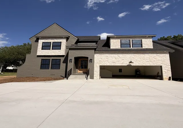 1st image of 2308 Burns St, Nashville, TN 37216 | MLS# 3215192