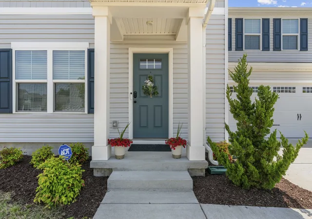 Photo 2 of Single family home for sale at 3305 Thorpe Rd, Nashville, TN 37207 | MLS# 3216390 | Listing updated on 2026-09-04