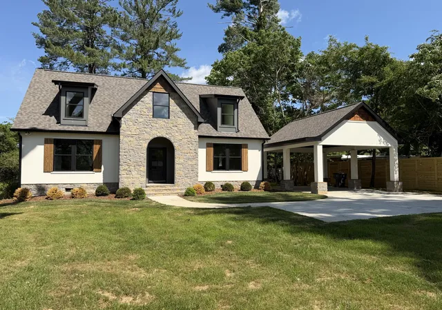 Photo 1 of Single family home for sale at 404 Boyd Ave, Mc Minnville, TN 37110 | MLS# 3216247 | Listing updated on 2026-09-15