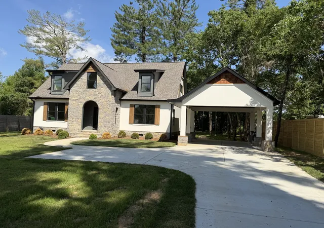 Photo 2 of Single family home for sale at 404 Boyd Ave, Mc Minnville, TN 37110 | MLS# 3216247 | Listing updated on 2026-09-15