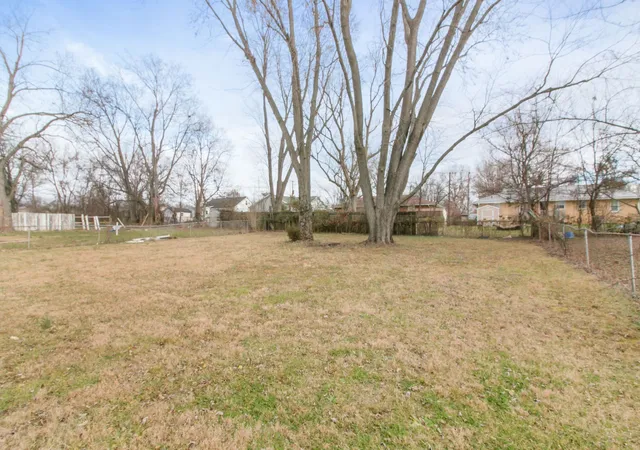 Homes for sale in Hopkinsville, KY | 3610 Gale Ln, Hopkinsville, KY 42240 | MLS# 3215473