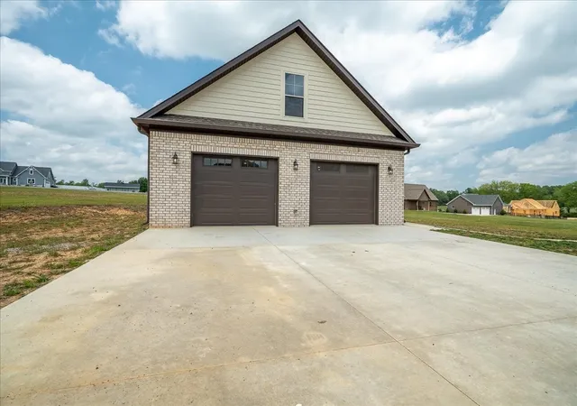 Homes for sale in Leoma, TN | 114 Hurst Dr, Leoma, TN 38468 | MLS# 3217370