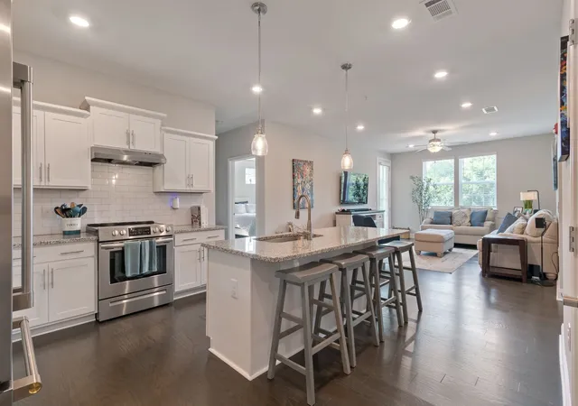 Photo 2 of Condo for sale at 700 Vintage Green Ln #205, Franklin, TN 37064 | MLS# 3225711 | Listing updated on 2026-08-26