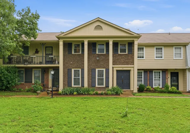 Homes for sale in Nashville, TN | 8207 Sawyer Brown Rd #J4, Nashville, TN 37221 | MLS# 3223094