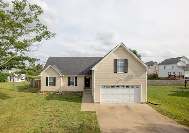1st image of 1356 Meredith Way, Clarksville, TN 37042 | MLS# 3242361