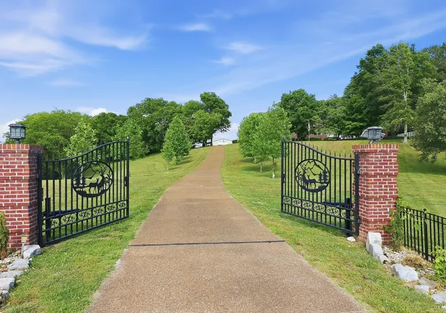 Photo 1 of Single family home for sale at 1150 Cochran Cemetery Rd, Lewisburg, TN 37091 | MLS# 3216388 | Listing updated on 2026-08-20