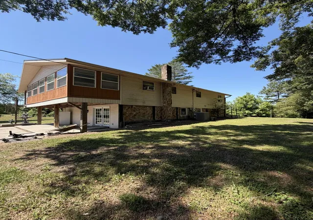 Homes for sale in Bridgeport, AL | 135 County Road 478, Bridgeport, AL 35740 | MLS# 3215588