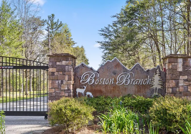 Homes for sale in Signal Mountain, TN | 2593 Boston Branch Circle, Signal Mountain, TN 37377 | MLS# 3215600