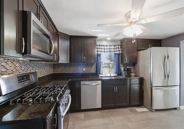 2nd image of 154 Winchester St, Mc Kenzie, TN 38201 | MLS# 3215621