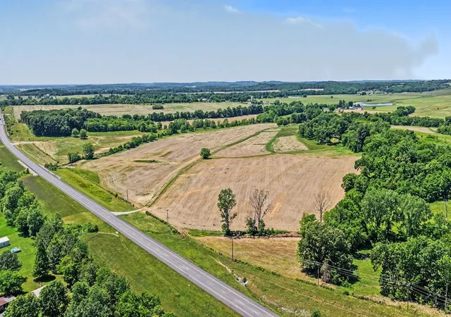 5th image of 2224 Eagle Way, Hopkinsville, KY 42240 | MLS# 3215623